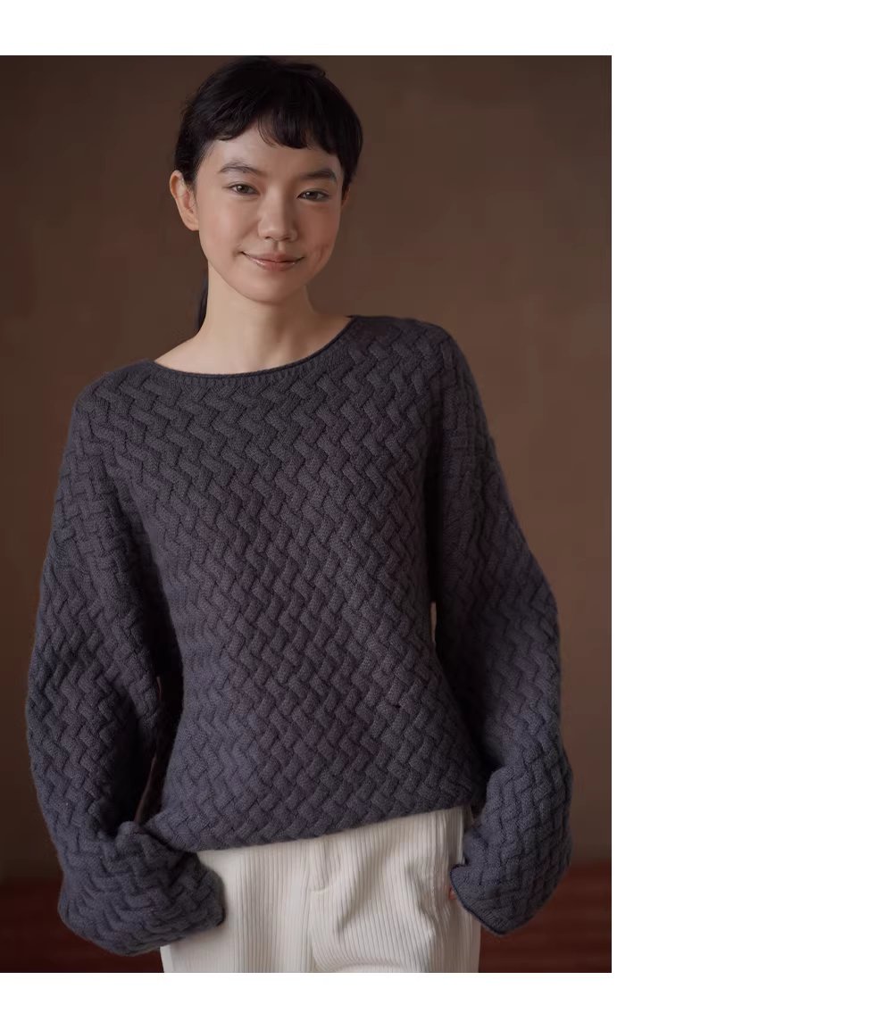 慵懶鬆弛立體編織提花肌理柔軟100羊毛寬鬆顯瘦圓領毛衣,慵懶鬆弛立體編織提花肌理柔軟100羊毛寬鬆顯瘦圓領毛衣,HBEW1165,慵懶鬆弛立體編織提花肌理柔軟100羊毛寬鬆顯瘦圓領毛衣,立體編織,羊毛100%