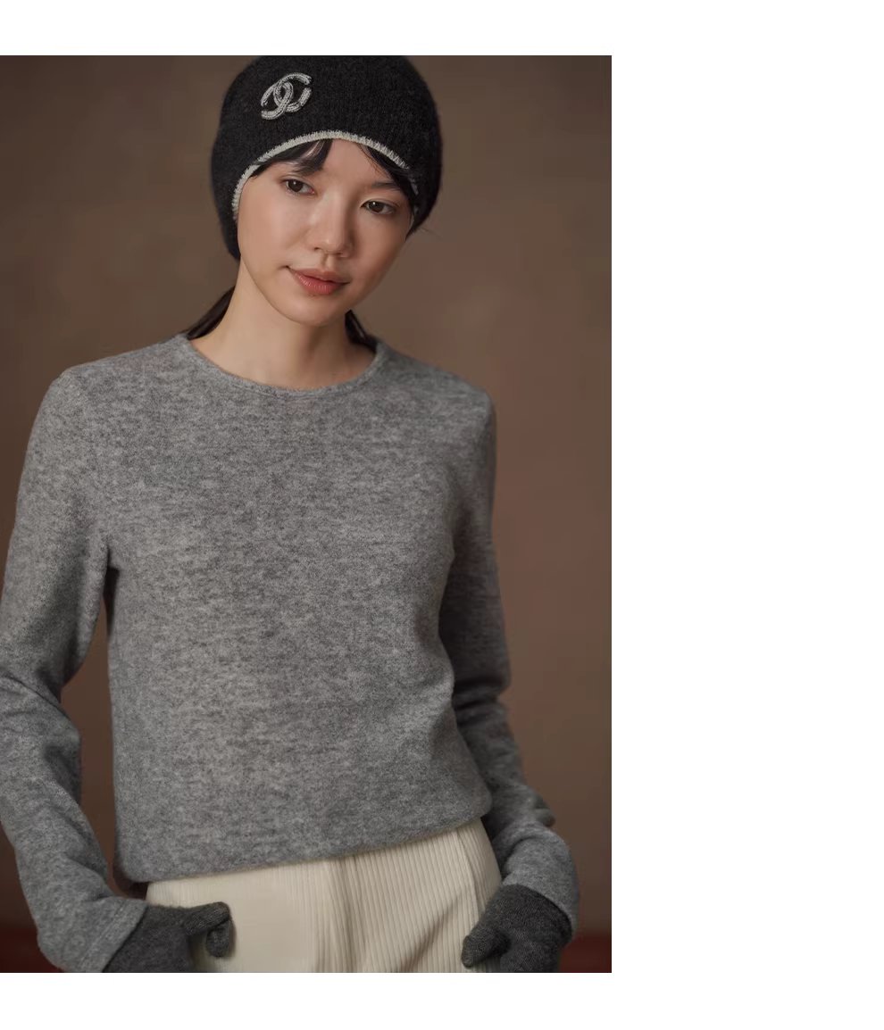 磨毛親膚細膩綿羊毛混紡針織布圓領內搭正肩百搭上衣,磨毛親膚細膩綿羊毛混紡針織布圓領內搭正肩百搭上衣,HBEW1169,磨毛親膚細膩綿羊毛混紡針織布圓領內搭正肩百搭上衣,正肩版型,羊毛混紡