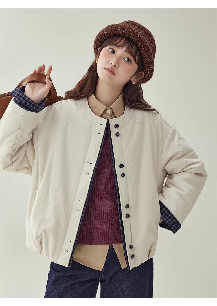 撞色單排扣落肩長袖保暖棉服外套女冬季寬鬆圓領上衣,撞色單排扣落肩長袖保暖棉服外套女冬季寬鬆圓領上衣,HBEW5129,撞色單排扣落肩長袖保暖棉服外套女冬季寬鬆圓領上衣,圓領排扣,格紋拼接