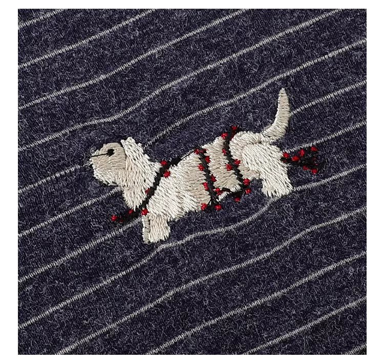 色織絨感繡花條紋T恤女冬新款寬鬆長袖內搭上衣,色織絨感繡花條紋T恤女冬新款寬鬆長袖內搭上衣,HBEW1194,色織絨感繡花條紋T恤女冬新款寬鬆長袖內搭上衣,條紋造型,絨感面料