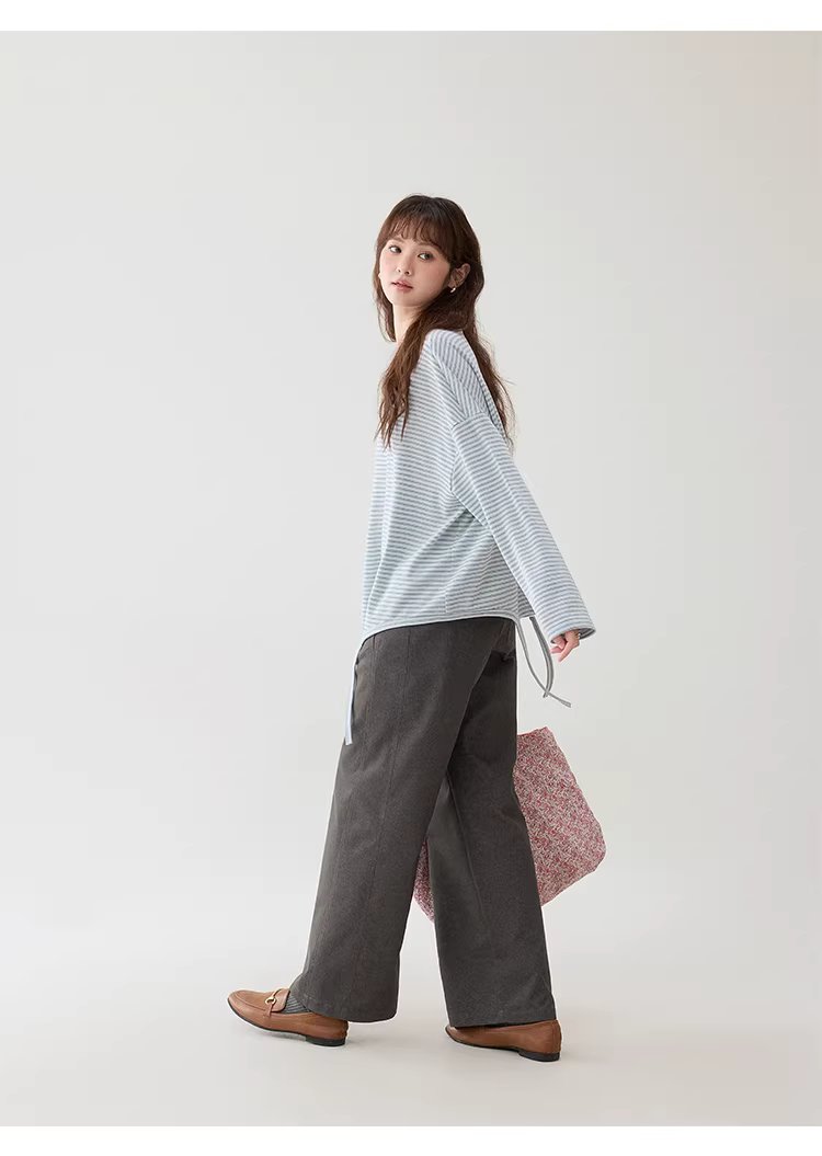 設計感藍條紋拉條T恤女春季新款寬鬆落肩袖上衣,設計感藍條紋拉條T恤女春季新款寬鬆落肩袖上衣,HBFS1007,設計感藍條紋拉條T恤女春季新款寬鬆落肩袖上衣,條紋造型,寬鬆舒適