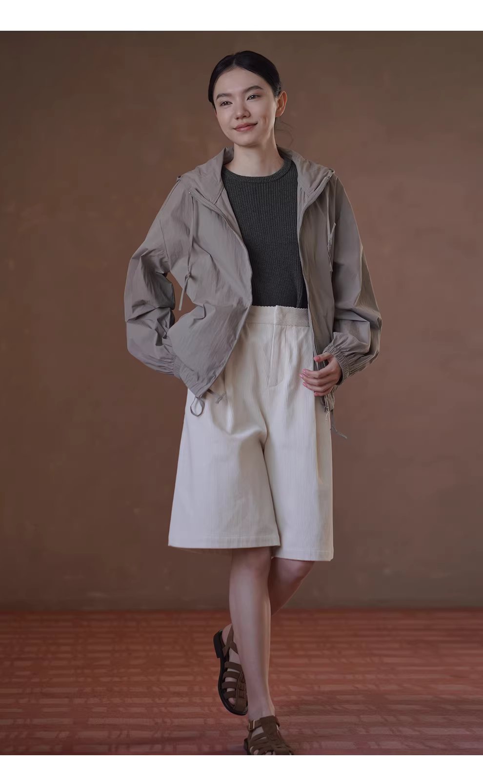 綿軟龍井酥雪尼爾紗線粗坑條肌理感短袖圓領彈力顯瘦T恤,綿軟龍井酥雪尼爾紗線粗坑條肌理感短袖圓領彈力顯瘦T恤,HBFS1036,綿軟龍井酥雪尼爾紗線粗坑條肌理感短袖圓領彈力顯瘦T恤,軟糯親膚,坑條彈性