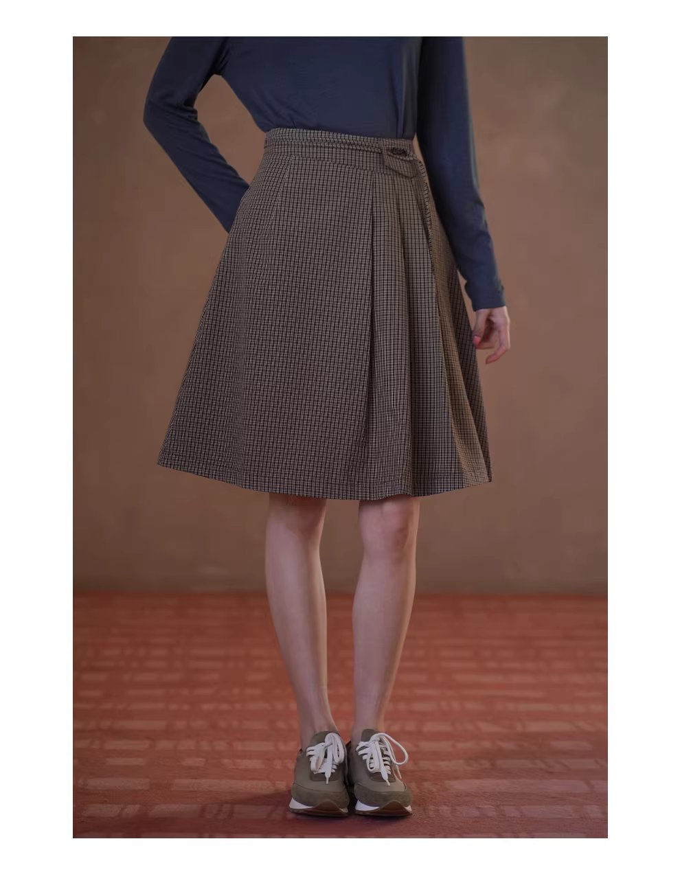 威爾斯學院格紋可調式腰節不規則百褶設計高腰A字裙,威爾斯學院格紋可調式腰節不規則百褶設計高腰A字裙,HBFS2009,威爾斯學院格紋可調式腰節不規則百褶設計高腰A字裙,透氣柔軟,調節腰頭