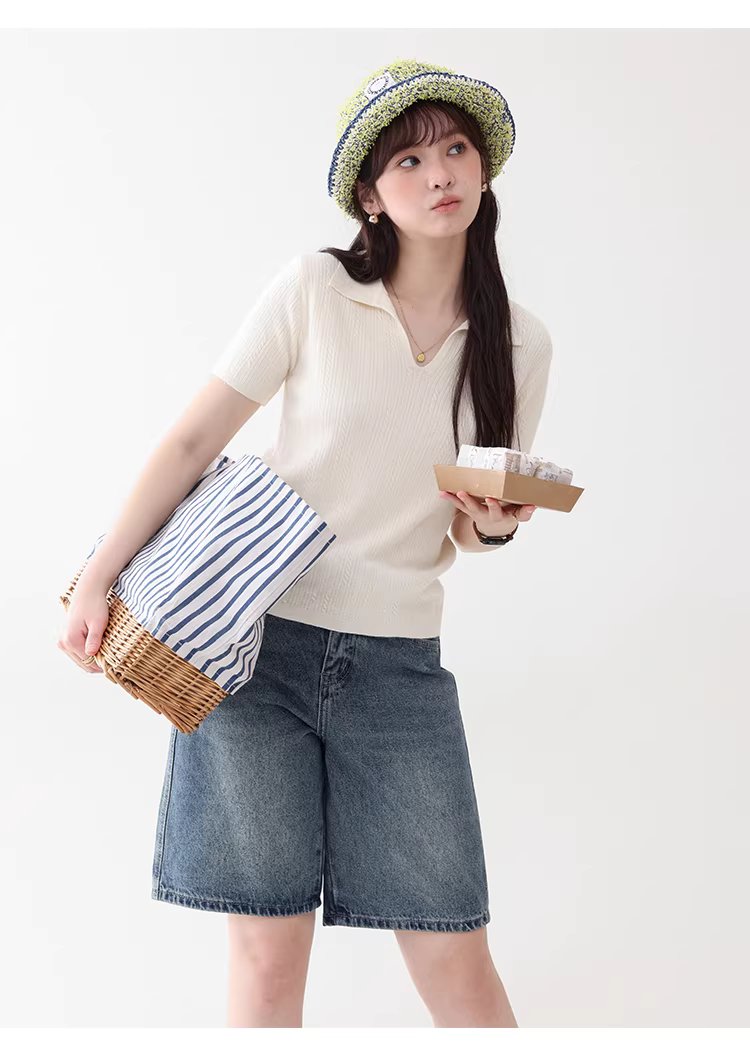 純色扭花翻V領短袖針織衫女26夏季新款溫柔顯瘦上衣,純色扭花翻V領短袖針織衫女26夏季新款溫柔顯瘦上衣,HBFS1054,純色扭花翻V領短袖針織衫女26夏季新款溫柔顯瘦上衣,V型翻領,修身版型