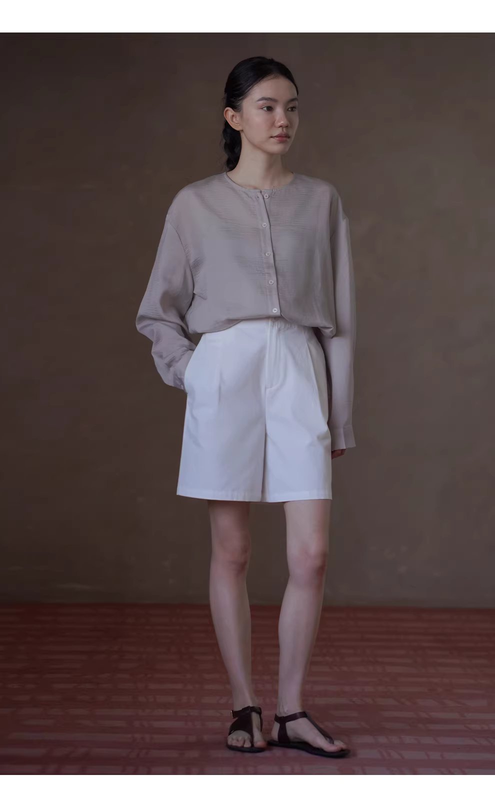 白櫻裊裊微亮光澤肌理感寬鬆顯瘦圓領通勤簡約長袖襯衫,白櫻裊裊微亮光澤肌理感寬鬆顯瘦圓領通勤簡約長袖襯衫,HBFS1058,白櫻裊裊微亮光澤肌理感寬鬆顯瘦圓領通勤簡約長袖襯衫,圓領排扣,親膚柔軟