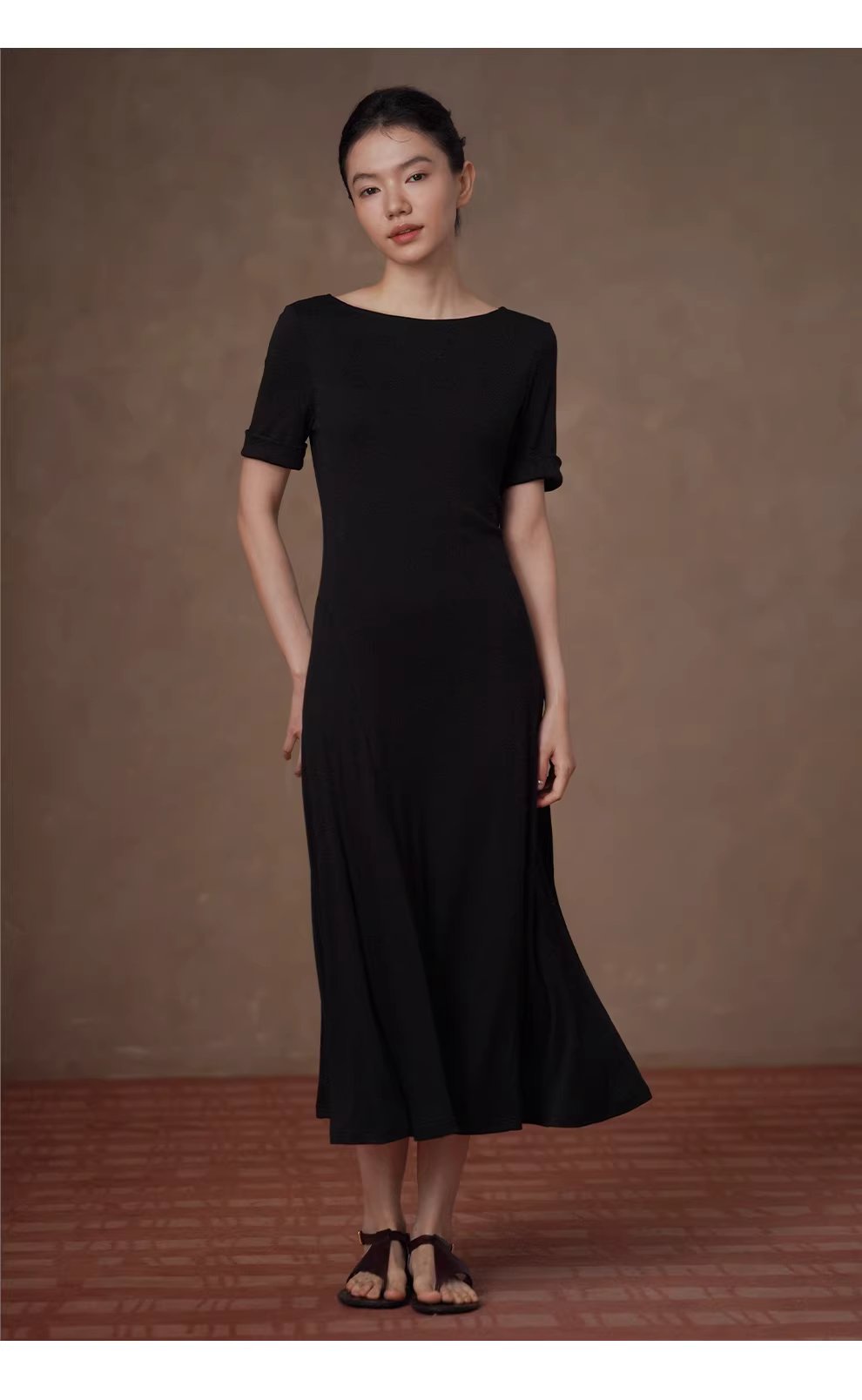 顯瘦標配小黑裙彈性親膚合身遮肉中袖圓領長洋裝女,顯瘦標配小黑裙彈性親膚合身遮肉中袖圓領長洋裝女,HBFS7035,顯瘦標配小黑裙彈性親膚合身遮肉中袖圓領長洋裝女,彈性親膚,收腰顯瘦