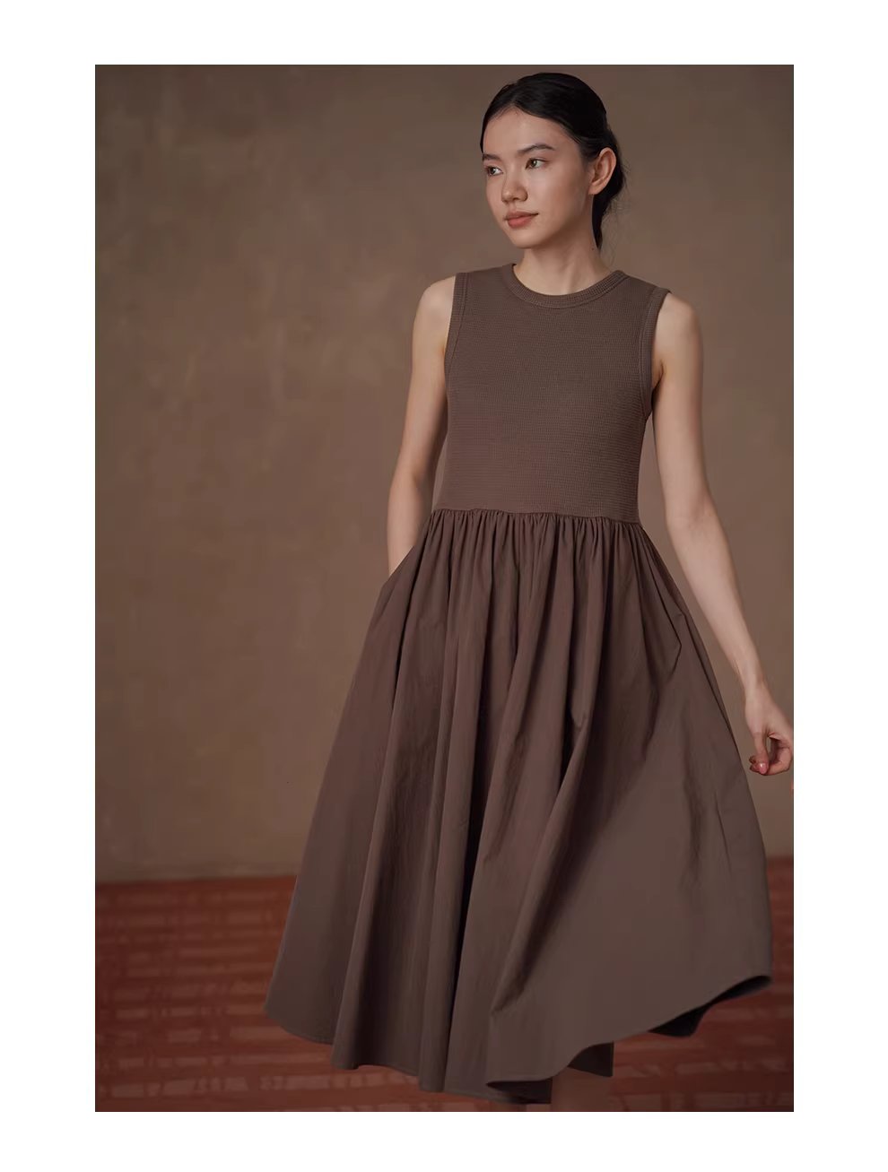 桑莓華夫格拼接高支棉混紡扭褶高腰顯瘦背心蓬蓬連身裙,桑莓華夫格拼接高支棉混紡扭褶高腰顯瘦背心蓬蓬連身裙,HBFS7041,桑莓華夫格拼接高支棉混紡扭褶高腰顯瘦背心蓬蓬連身裙,透氣不悶,高腰傘裙