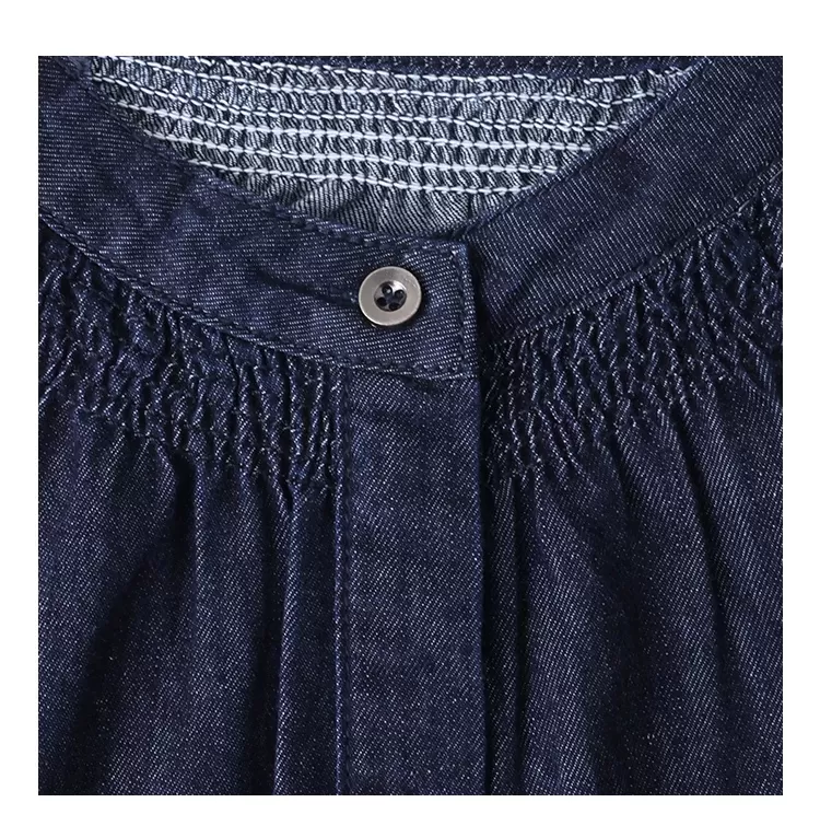 深藍色插肩袖單排扣牛仔襯衫女夏季新款寬鬆圓領上衣,深藍色插肩袖單排扣牛仔襯衫女夏季新款寬鬆圓領上衣,HBFS1104,深藍色插肩袖單排扣牛仔襯衫女夏季新款寬鬆圓領上衣,壓褶細節,俐落剪裁