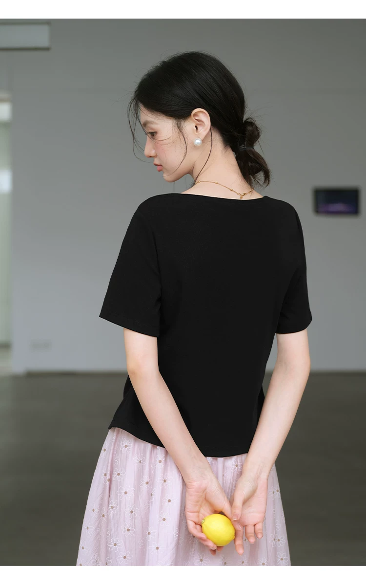 夏裝女2026新款正肩短袖T恤女大尺碼胖mm顯瘦韓系設計感上衣,夏裝女2026新款正肩短袖T恤女大尺碼胖mm顯瘦韓系設計感上衣,HBFS1173,夏裝女2026新款正肩短袖T恤女大尺碼胖mm顯瘦韓系設計感上衣,撞色翻領,正肩版型