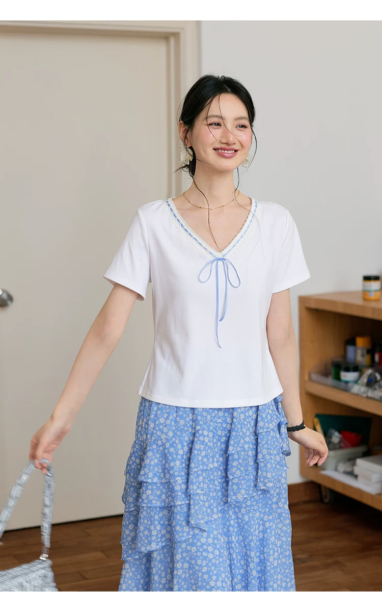 大尺碼正肩短袖白色T恤女2026新款夏季法式絕美V領繫帶上衣女,大尺碼正肩短袖白色T恤女2026新款夏季法式絕美V領繫帶上衣女,HBFS1213,大尺碼正肩短袖白色T恤女2026新款夏季法式絕美V領繫帶上衣女,V領繫繩,中大尺碼