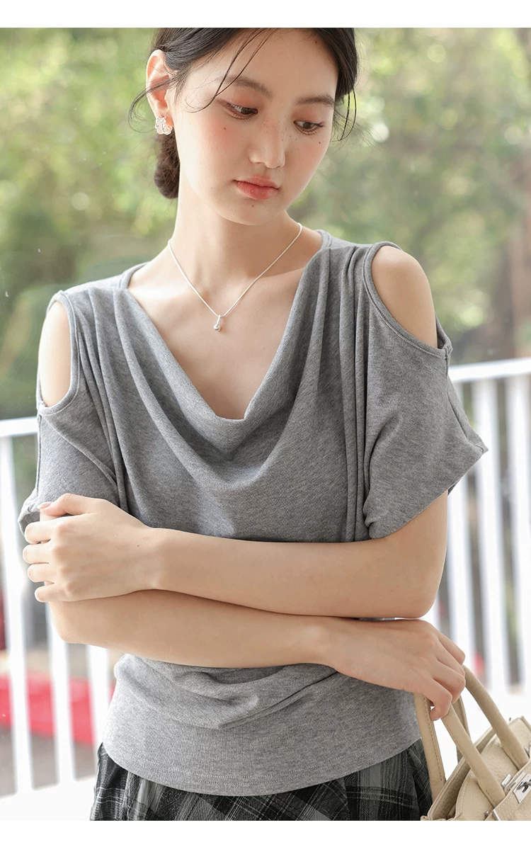 大尺碼氣質蕩領灰色短袖T恤女2026新款夏季蝙蝠衫女露肩上衣,大尺碼氣質蕩領灰色短袖T恤女2026新款夏季蝙蝠衫女露肩上衣,HBFS1297,大尺碼氣質蕩領灰色短袖T恤女2026新款夏季蝙蝠衫女露肩上衣,中大尺碼,蕩領設計
