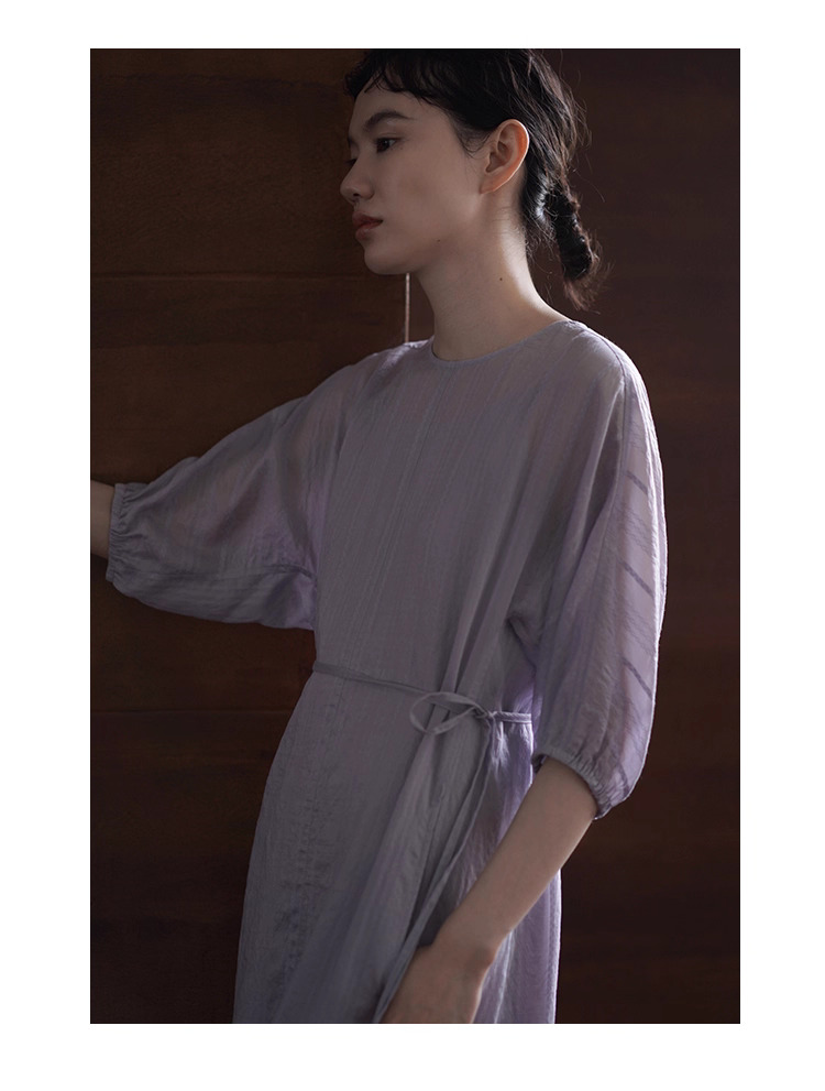 許願池少女洋裝精緻繡花暗紋肌理感寬鬆圓領顯瘦裙子