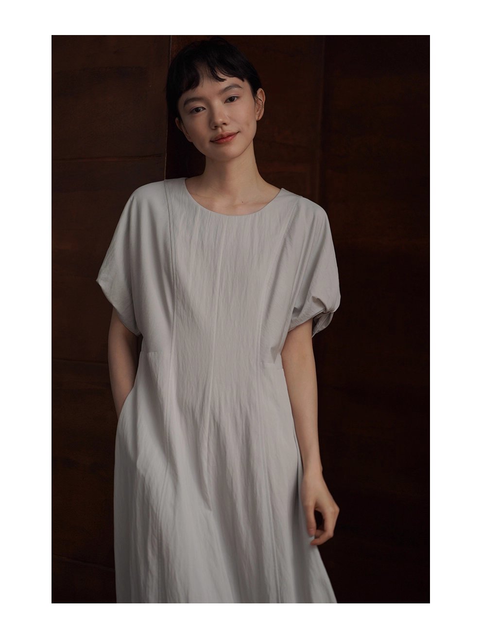 詩意菸沙淡人洋裝寬鬆短袖顯瘦分割圓領通勤垂感裙子