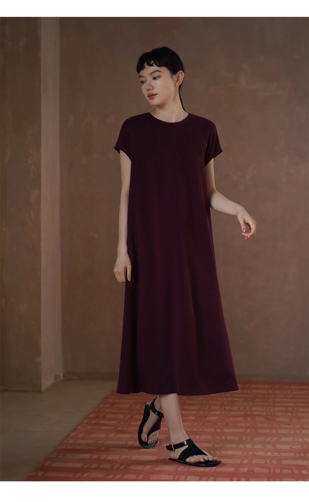 桑葚莊園超正顯白軟糯空氣感圓領直筒顯瘦寬鬆長洋裝