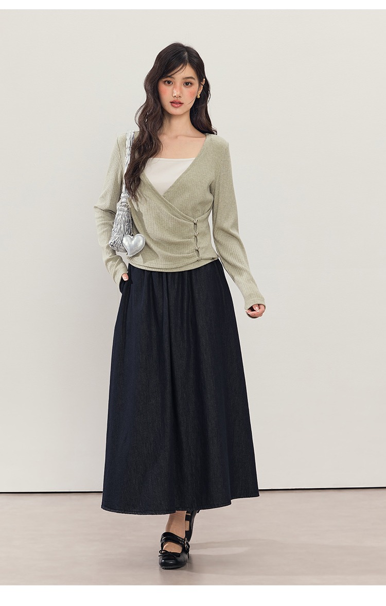 中大尺碼設計感假兩件綠色針織衫女秋裝