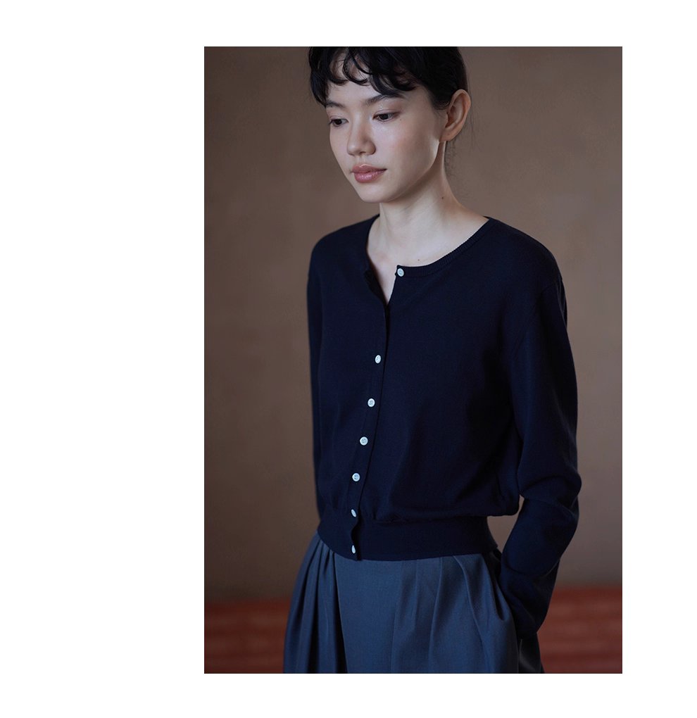 剛需基本款合身顯瘦通勤長袖軟糯針織撞色紐扣圓領外套