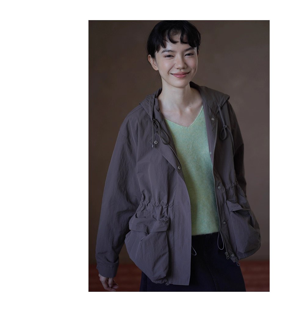 假期健行立體口袋設計抽繩收腰連帽寬鬆顯瘦沖風外套女