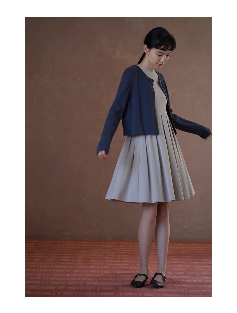 輕盈玲瓏百搭圓領短外套顯瘦正肩棉感針織通勤開襟衫女