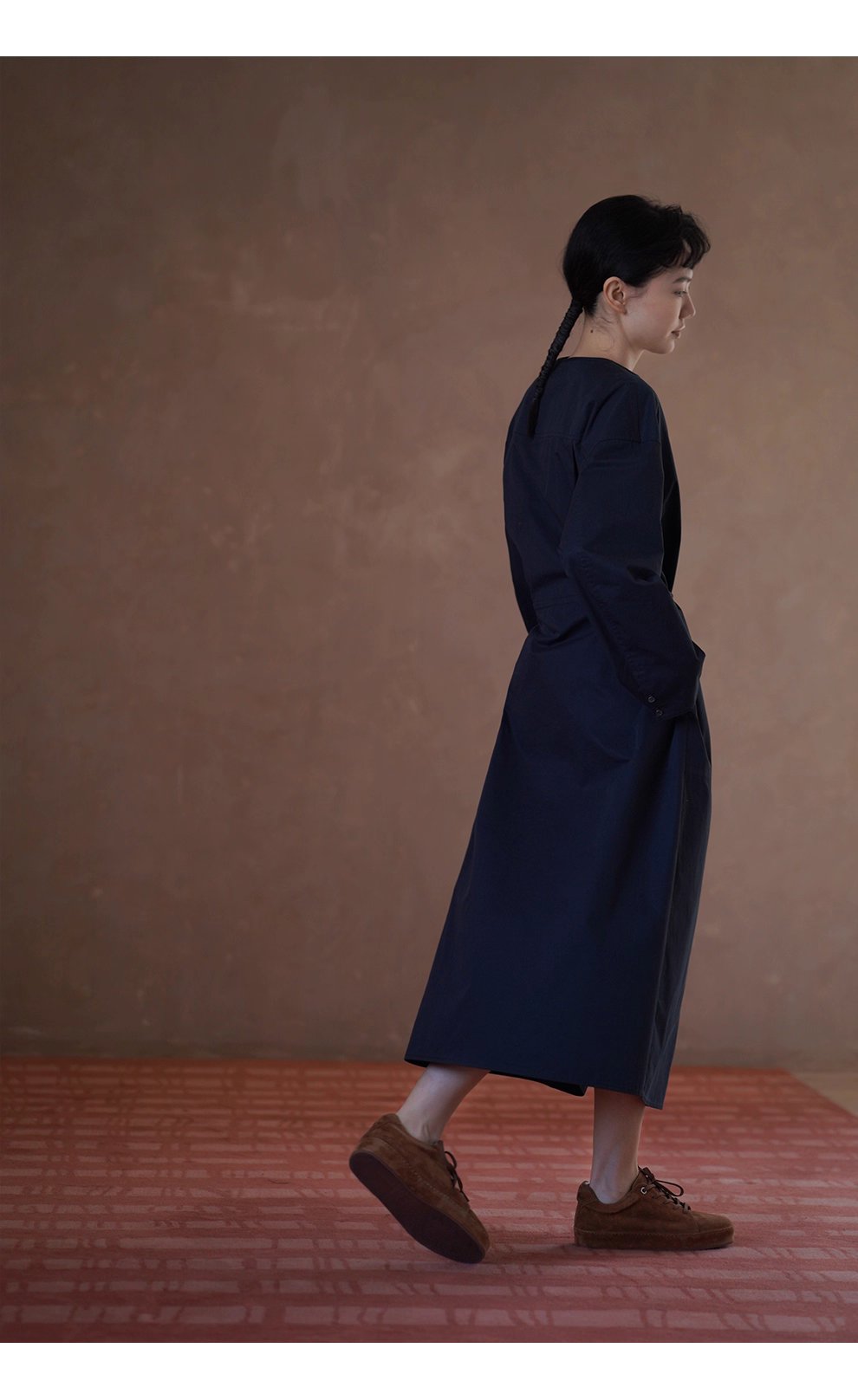 不對稱美學斜門襟洋裝挺括100%棉長遮肉顯瘦裙女