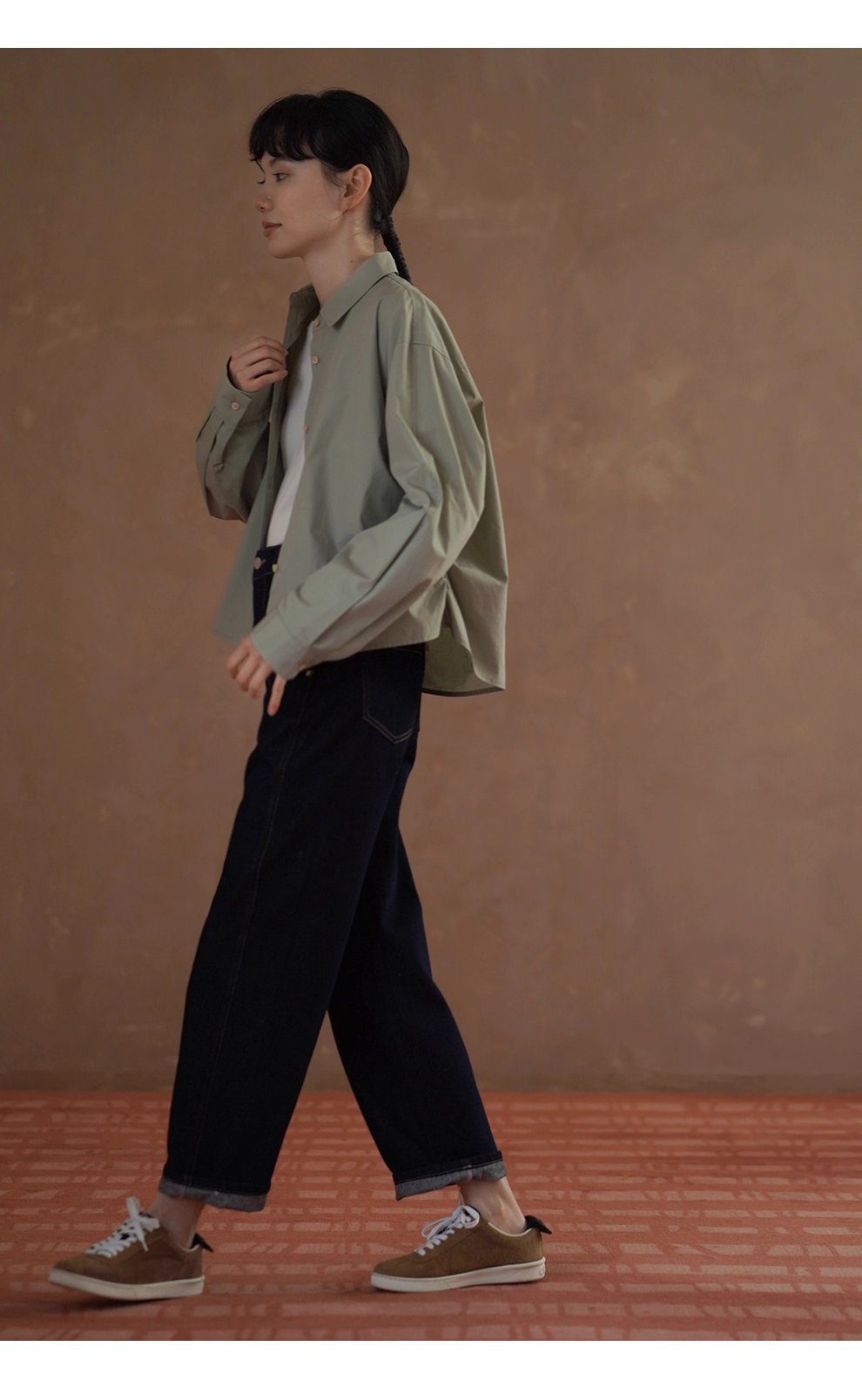 萬年青顯瘦經典版型復古原色直筒高腰不挑人休閒牛仔褲