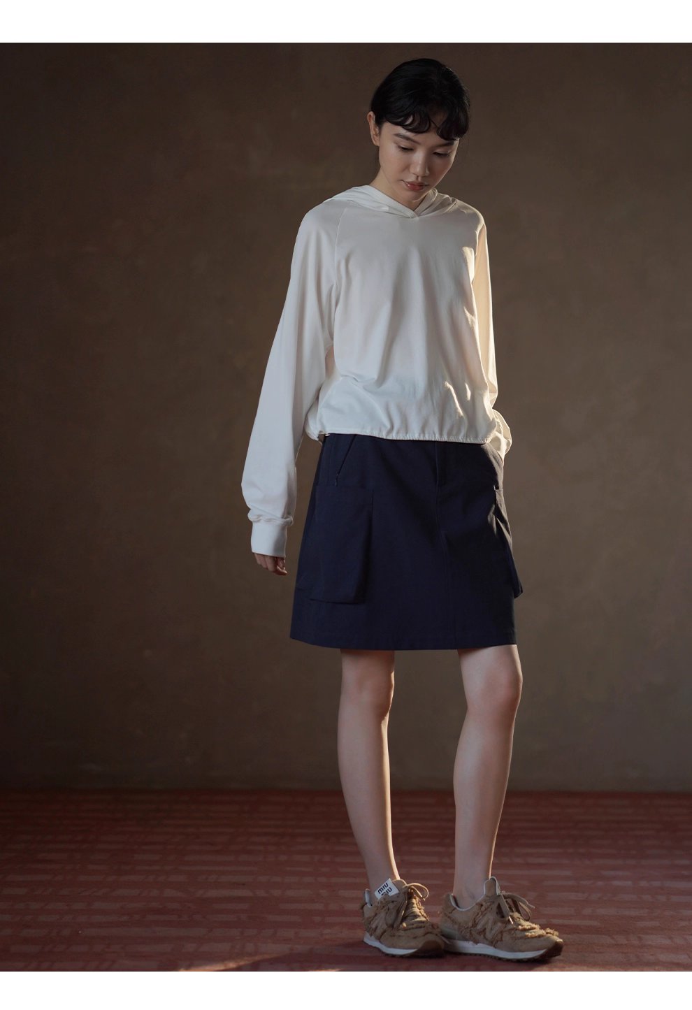 100棉垂軟寬鬆顯瘦連帽休閒長袖上衣可調整下擺T恤內搭