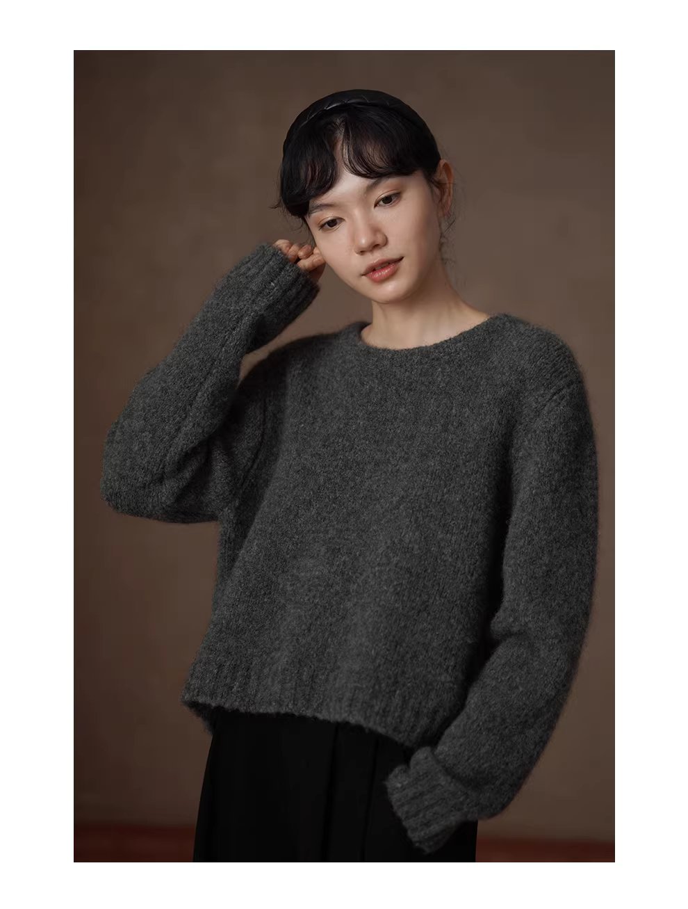 蓬鬆百分百水洗拉毛工藝羊毛馬海毛混紡圓領寬鬆毛衣女