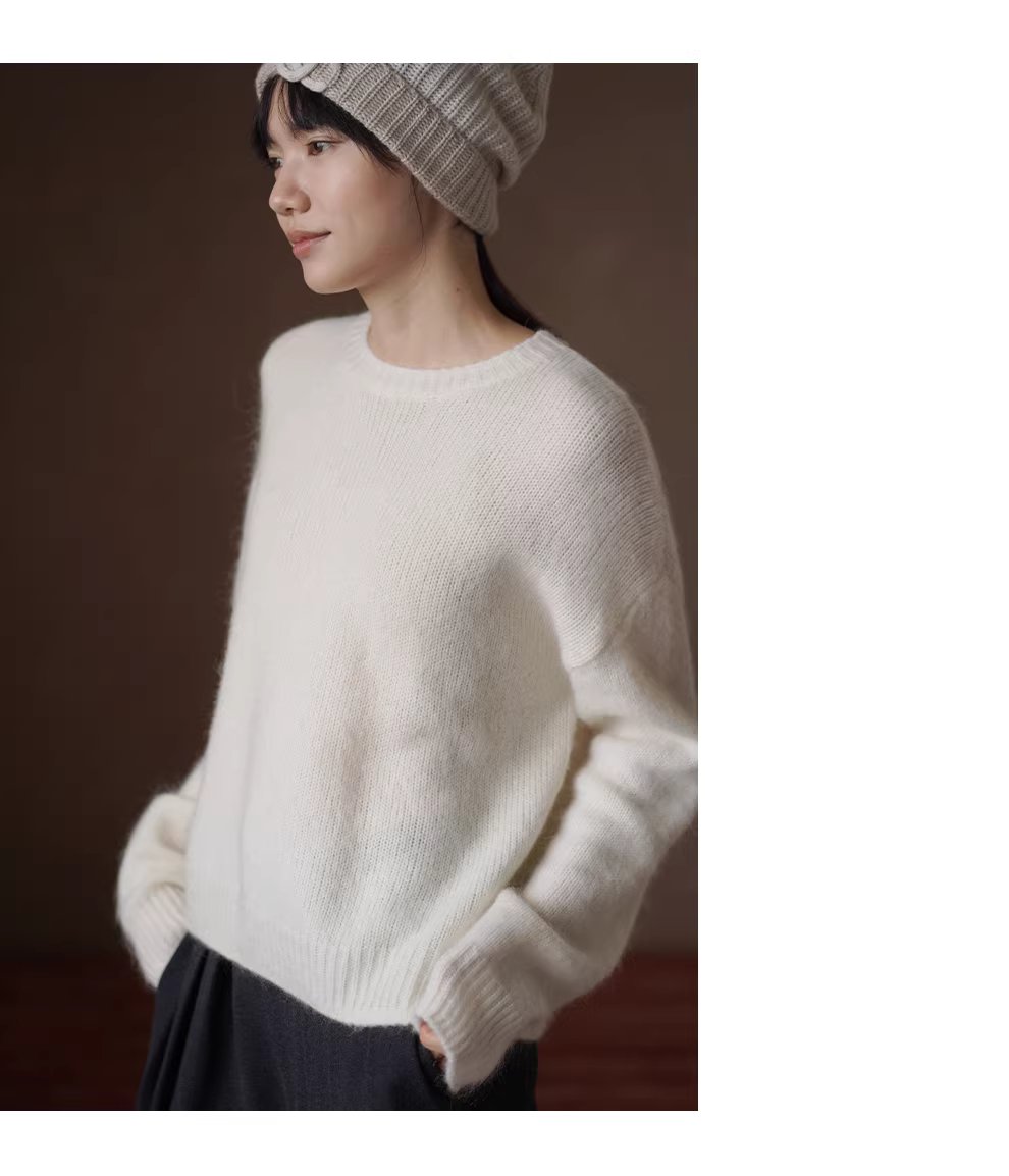 雪落的聲音羊駝絨羊毛馬海毛混紡柔軟蓬鬆寬鬆圓領毛衣,雪落的聲音羊駝絨羊毛馬海毛混紡柔軟蓬鬆寬鬆圓領毛衣,HBEW1138,雪落的聲音羊駝絨羊毛馬海毛混紡柔軟蓬鬆寬鬆圓領毛衣,簡約質感,羊毛混紡