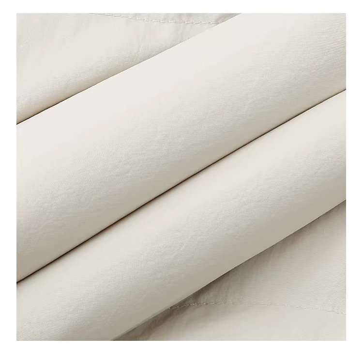 韓系純色無袖拉鍊棉服女冬新款立領馬甲疊穿外套,韓系純色無袖拉鍊棉服女冬新款立領馬甲疊穿外套,HBEW5105,韓系純色無袖拉鍊棉服女冬新款立領馬甲疊穿外套,疊搭造型,保暖舒適