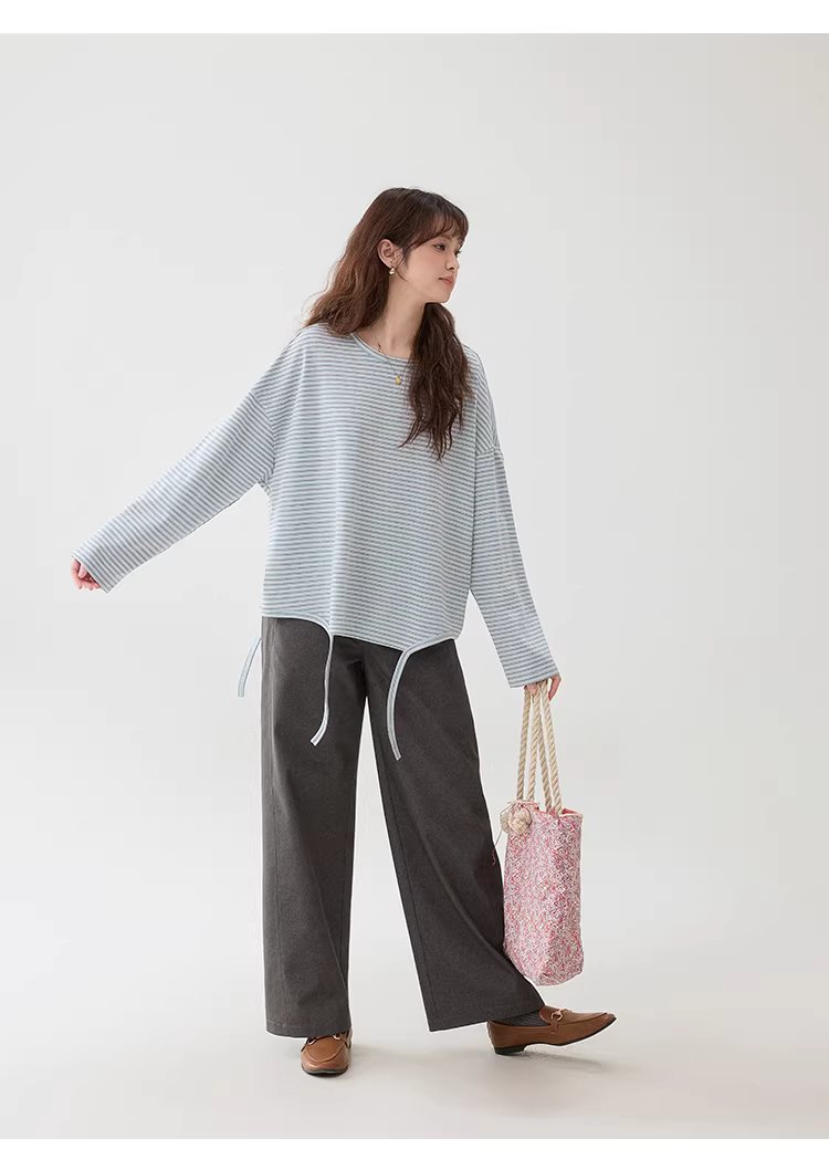 設計感藍條紋拉條T恤女春季新款寬鬆落肩袖上衣,設計感藍條紋拉條T恤女春季新款寬鬆落肩袖上衣,HBFS1007,設計感藍條紋拉條T恤女春季新款寬鬆落肩袖上衣,條紋造型,寬鬆舒適