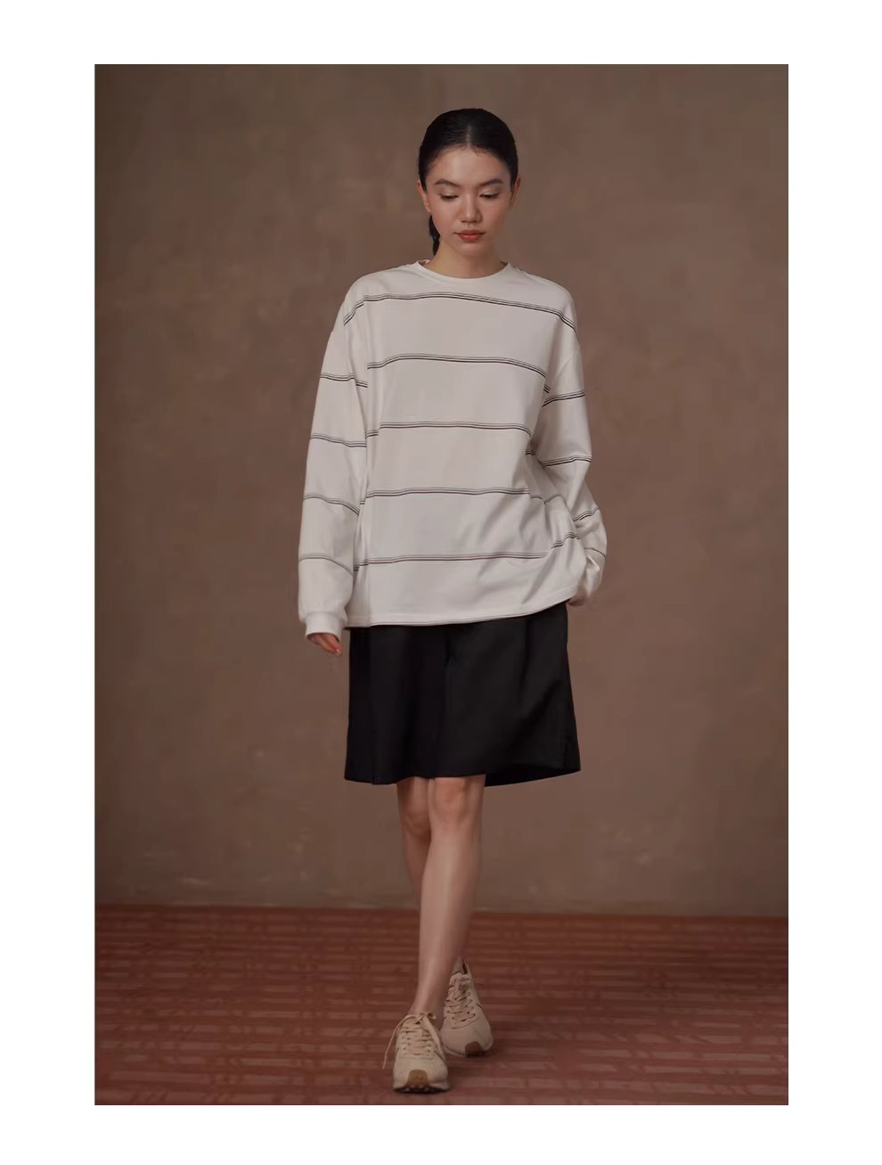 寫生素描鬆弛衛衣慵懶細條紋圓領寬鬆落肩休閒長袖上衣,寫生素描鬆弛衛衣慵懶細條紋圓領寬鬆落肩休閒長袖上衣,HBFS1015,寫生素描鬆弛衛衣慵懶細條紋圓領寬鬆落肩休閒長袖上衣,不易變形,修身實搭