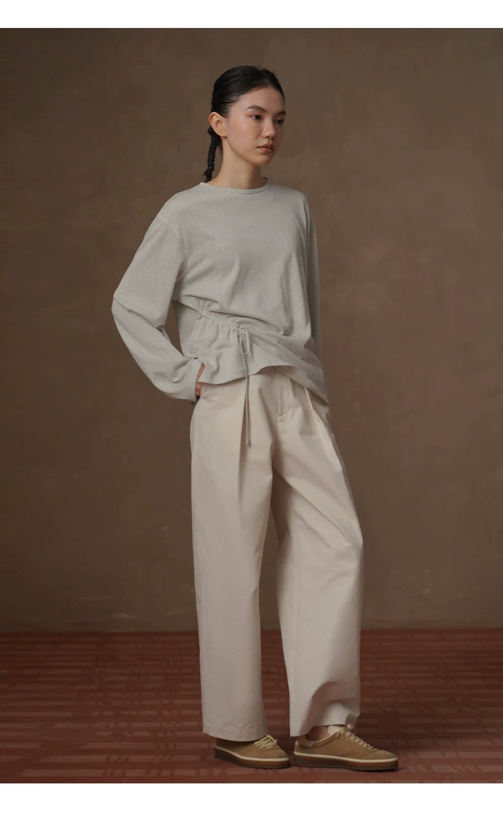 桑蠶絲亞麻棉清透涼爽下擺抽繩圓領寬鬆顯瘦長袖上衣女,桑蠶絲亞麻棉清透涼爽下擺抽繩圓領寬鬆顯瘦長袖上衣女,HBFS1020,桑蠶絲亞麻棉清透涼爽下擺抽繩圓領寬鬆顯瘦長袖上衣女,面料細緻,側縫抽褶