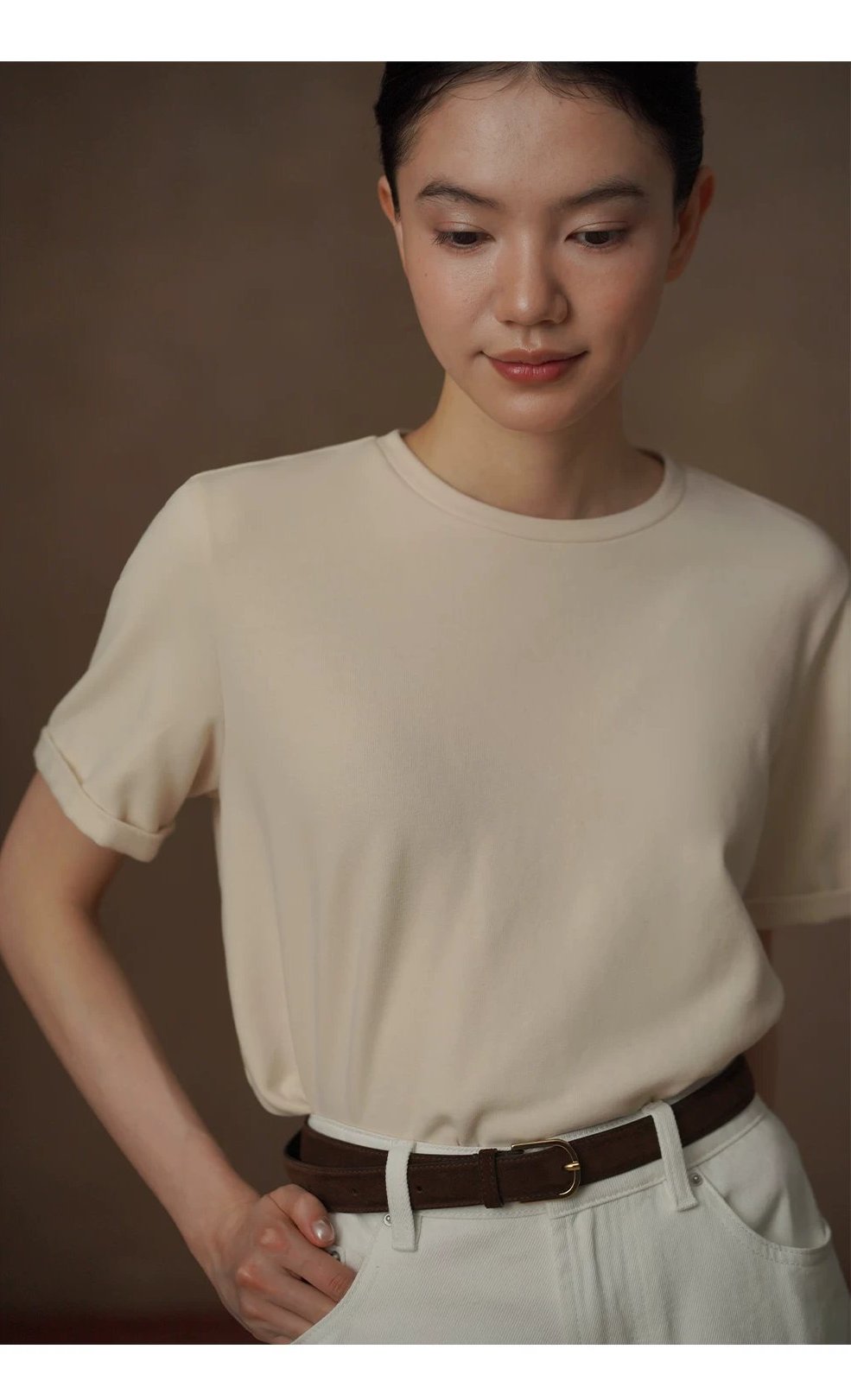 天然高棉親膚柔軟T恤合身直筒H型後領紐帶設計短袖上衣,天然高棉親膚柔軟T恤合身直筒H型後領紐帶設計短袖上衣,HBFS1031,天然高棉親膚柔軟T恤合身直筒H型後領紐帶設計短袖上衣,親膚透氣,剪裁合身