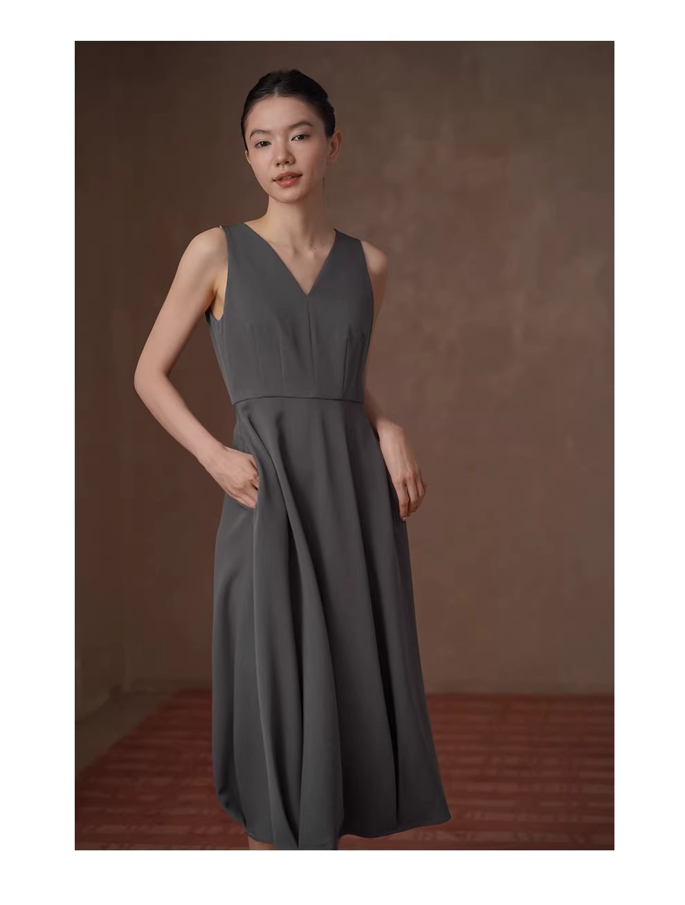 燕尾蝶優雅V領收腰挺括花苞下擺通勤顯瘦氣質背心洋裝,燕尾蝶優雅V領收腰挺括花苞下擺通勤顯瘦氣質背心洋裝,HBFS7024,燕尾蝶優雅V領收腰挺括花苞下擺通勤顯瘦氣質背心洋裝,挺版抗皺,A字修身