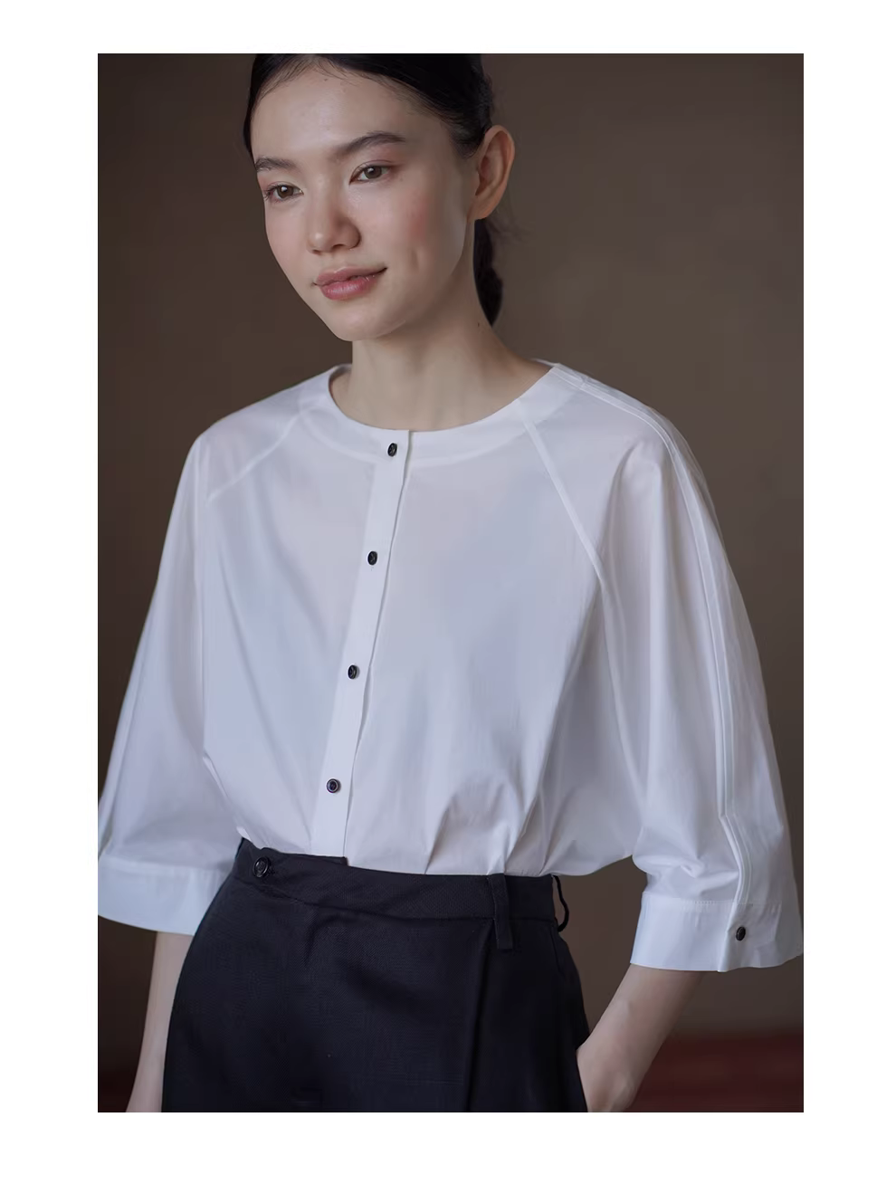 通勤天菜白襯衫圓領撞色紐扣插肩袖顯瘦寬鬆簡約上衣女,通勤天菜白襯衫圓領撞色紐扣插肩袖顯瘦寬鬆簡約上衣女,HBFS1077,通勤天菜白襯衫圓領撞色紐扣插肩袖顯瘦寬鬆簡約上衣女,舒適實穿,撞色扣子