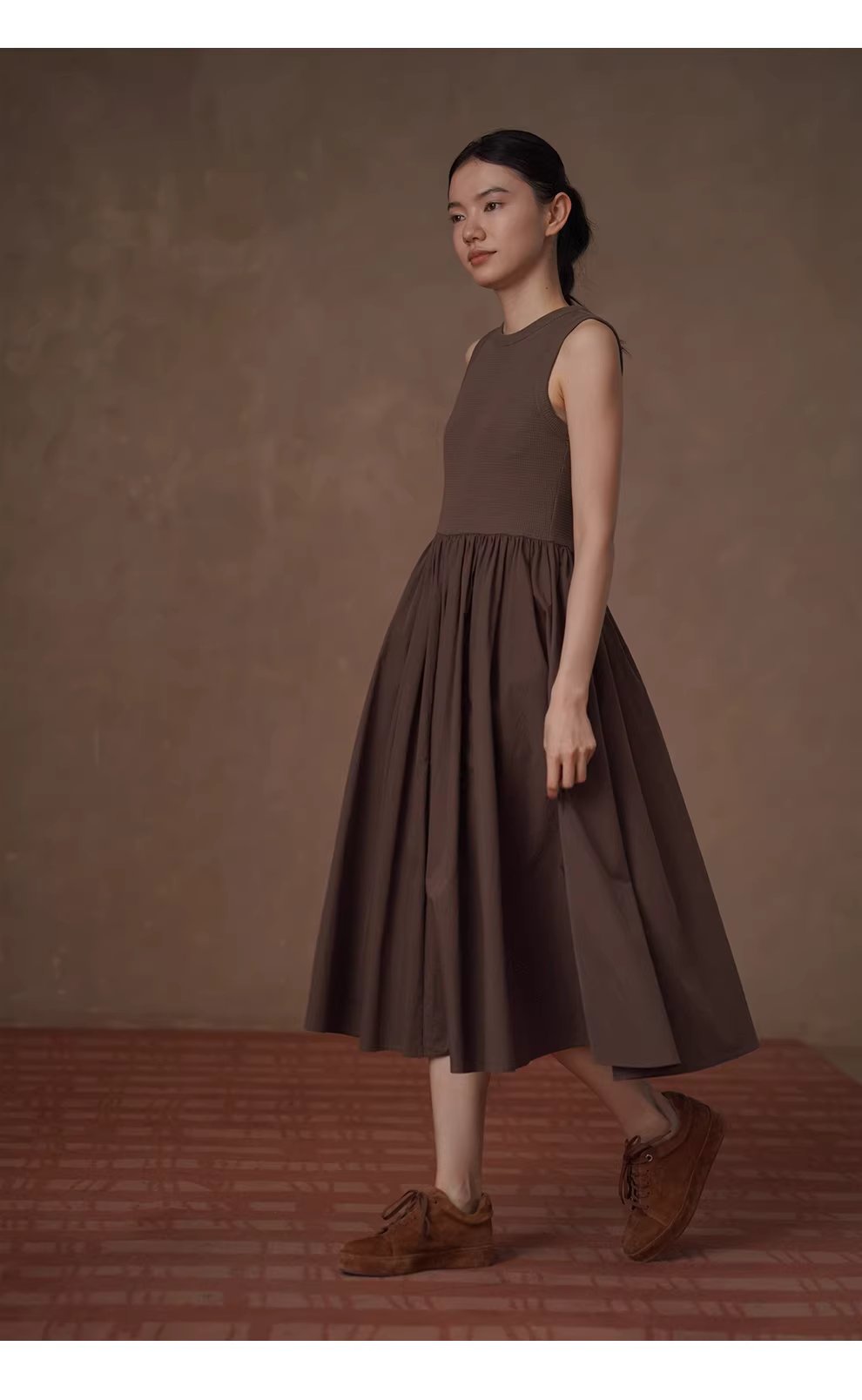 桑莓華夫格拼接高支棉混紡扭褶高腰顯瘦背心蓬蓬連身裙,桑莓華夫格拼接高支棉混紡扭褶高腰顯瘦背心蓬蓬連身裙,HBFS7041,桑莓華夫格拼接高支棉混紡扭褶高腰顯瘦背心蓬蓬連身裙,透氣不悶,高腰傘裙