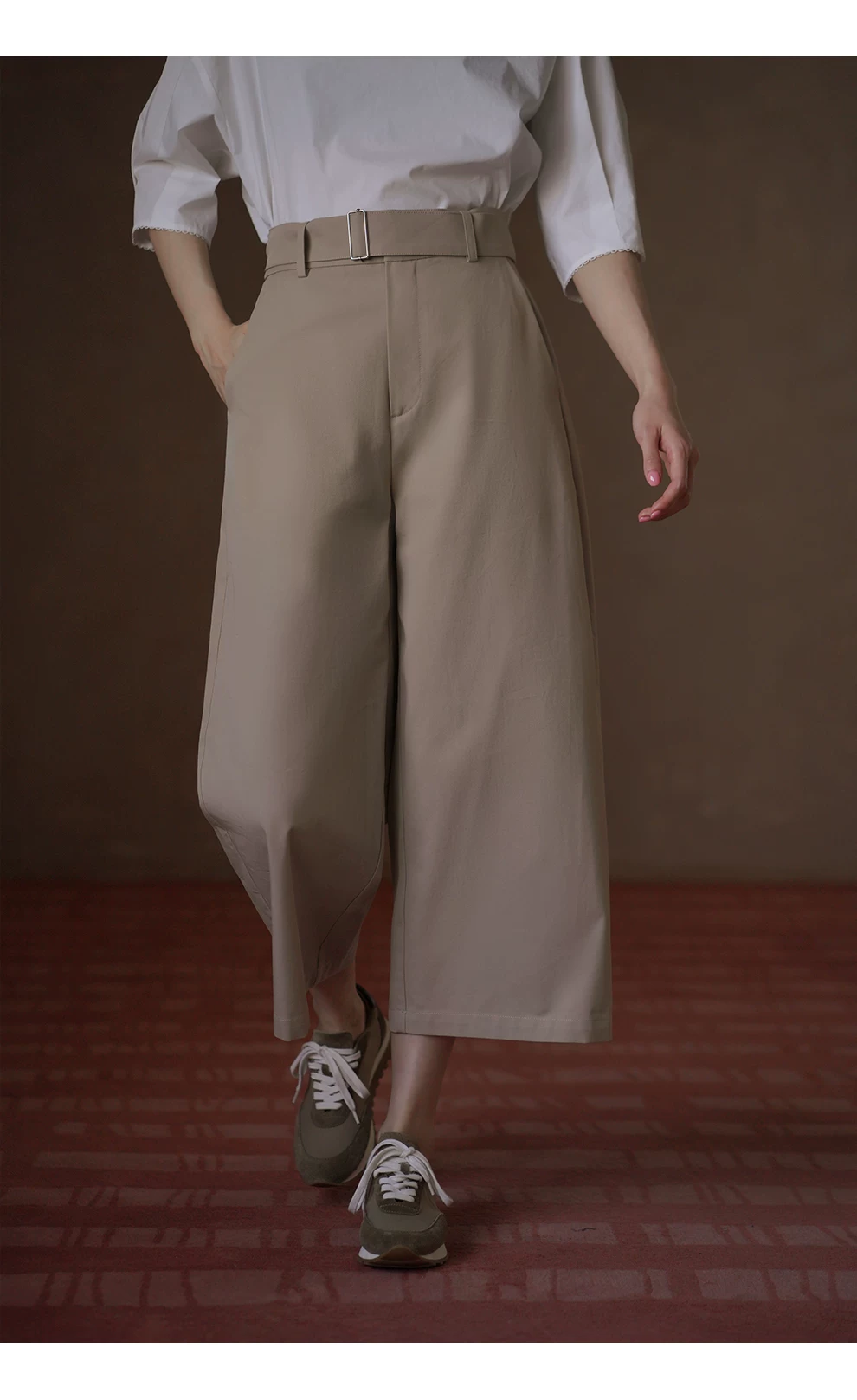 休閒棉感腰帶寬鬆褲腿立體打褶顯瘦高腰百搭直筒八分褲,休閒棉感腰帶寬鬆褲腿立體打褶顯瘦高腰百搭直筒八分褲,HBFS3027,休閒棉感腰帶寬鬆褲腿立體打褶顯瘦高腰百搭直筒八分褲,高腰透氣,版型修飾