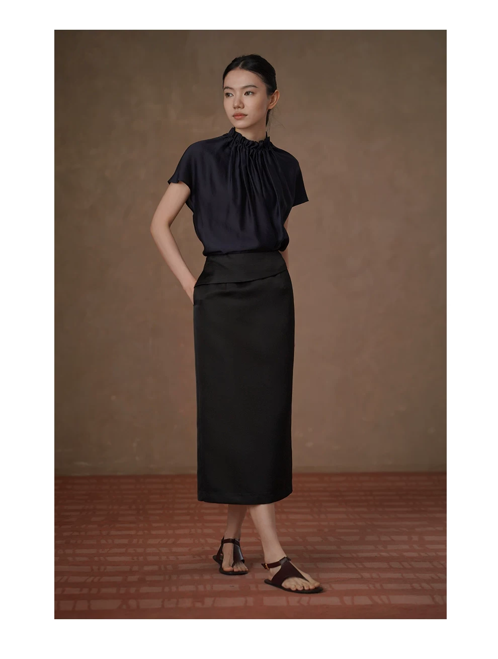 摩登高智優雅半身裙品質緞面寬翻邊高腰顯瘦通勤裙女,摩登高智優雅半身裙品質緞面寬翻邊高腰顯瘦通勤裙女,HBFS2021,摩登高智優雅半身裙品質緞面寬翻邊高腰顯瘦通勤裙女,高腰直筒,翻邊遮肉