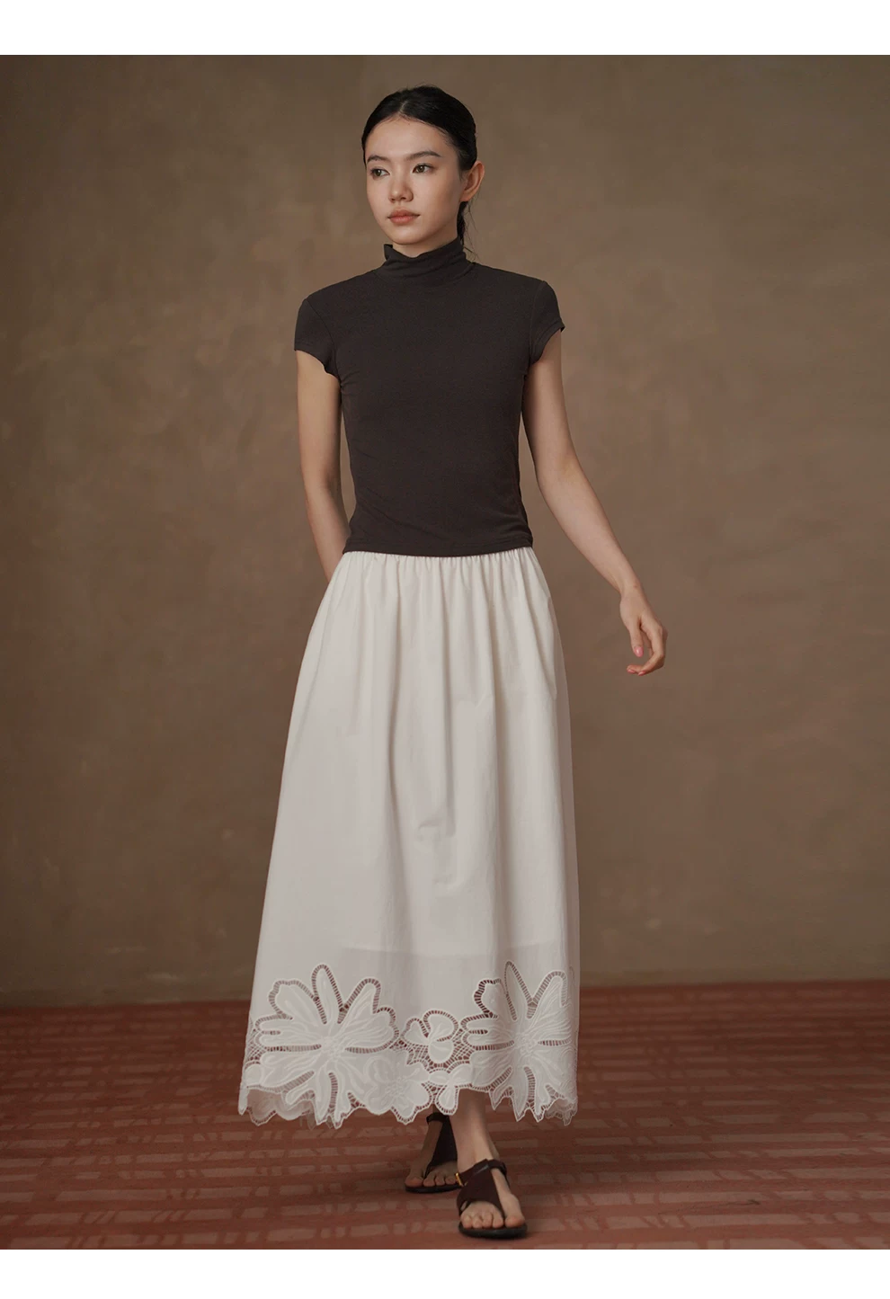 氣質加倍後領紐扣半高領合身顯瘦短袖彈性T恤通勤上衣女,氣質加倍後領紐扣半高領合身顯瘦短袖彈性T恤通勤上衣女,HBFS1110,氣質加倍後領紐扣半高領合身顯瘦短袖彈性T恤通勤上衣女,高領氣質,修身短袖