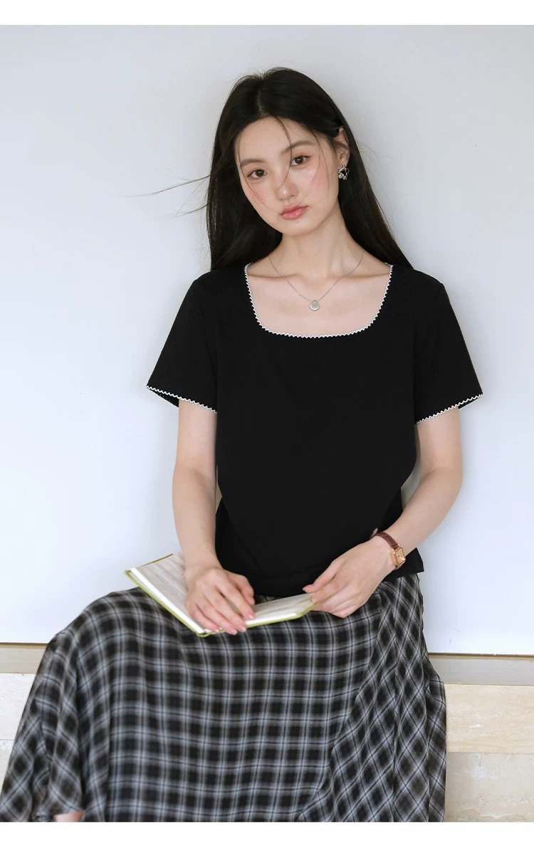 胖mm大尺碼女裝方領正肩短袖T恤女2026新款夏季法式黑色上衣,胖mm大尺碼女裝方領正肩短袖T恤女2026新款夏季法式黑色上衣,HBFS1167,胖mm大尺碼女裝方領正肩短袖T恤女2026新款夏季法式黑色上衣,方領設計,撞色拼接
