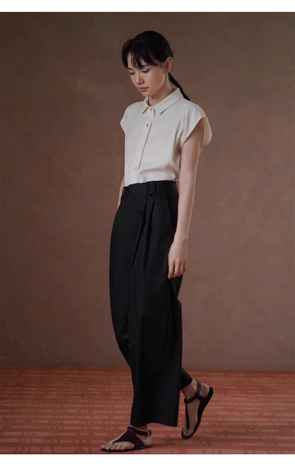 通勤選手柔軟亞麻混紡清爽透氣小巧版型飛袖顯瘦襯衫女