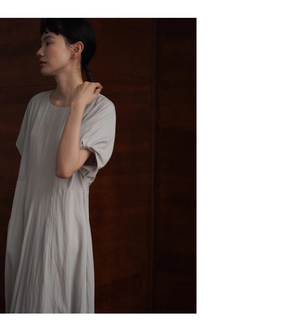 詩意菸沙淡人洋裝寬鬆短袖顯瘦分割圓領通勤垂感裙子