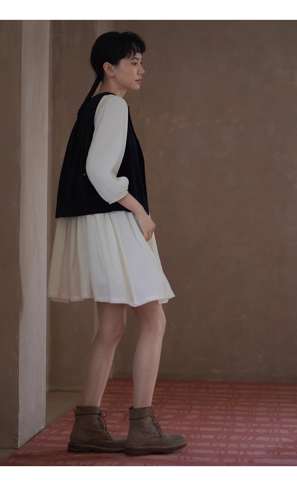 秋來雲雀飄逸洋裝顯瘦V領帶高腰拼接法式浪漫裙女