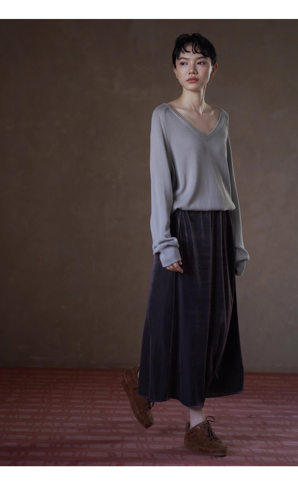 高密度植絨工藝豐滿絨感低調光澤絲絨裙高腰顯瘦半身裙