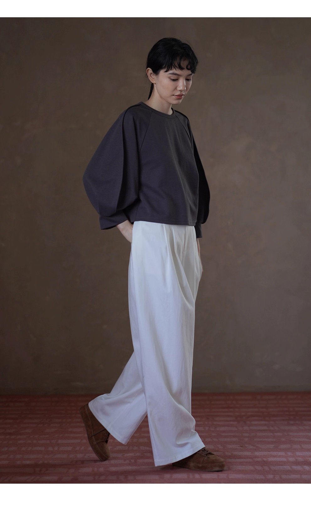 顯瘦遮肉輪廓立體燈籠剪裁插肩袖圓領上衣寬鬆休閒T恤女