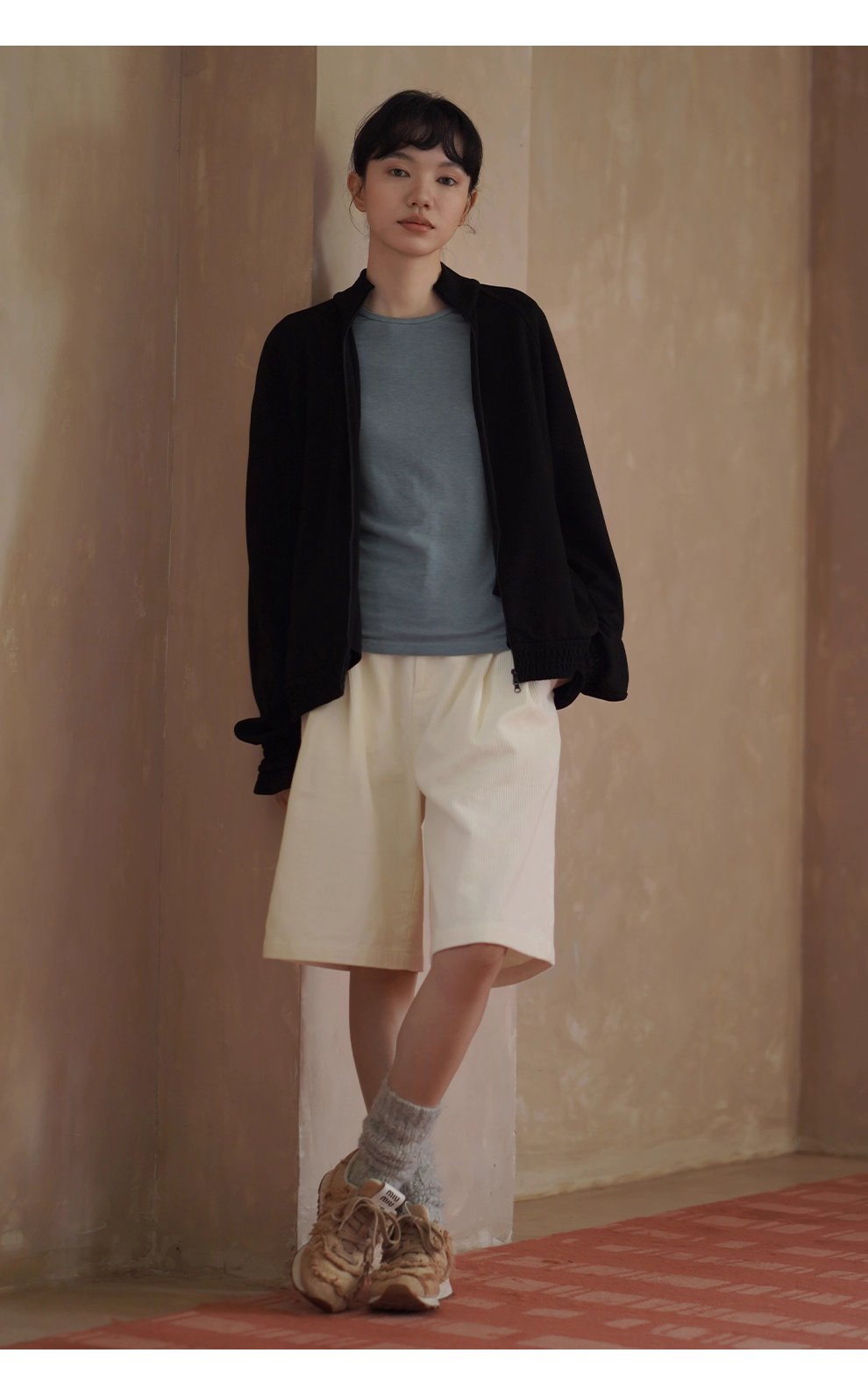 軟糯空氣層垂感寬鬆顯瘦休閒立領外套小眾打攬袖口衛衣