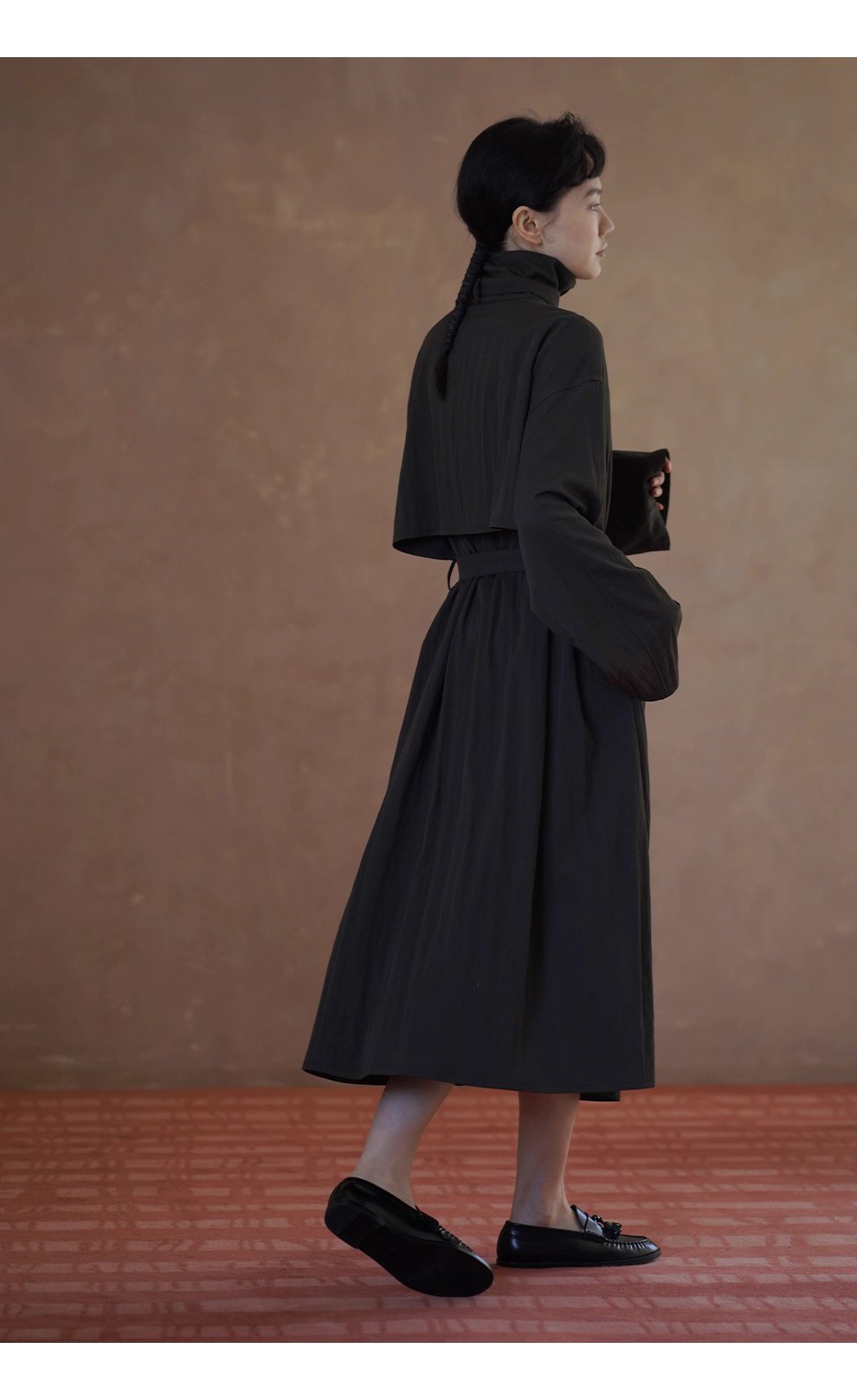 晚潮綠波風衣洋裝微皺肌理感寬鬆腰帶顯瘦通勤外套女