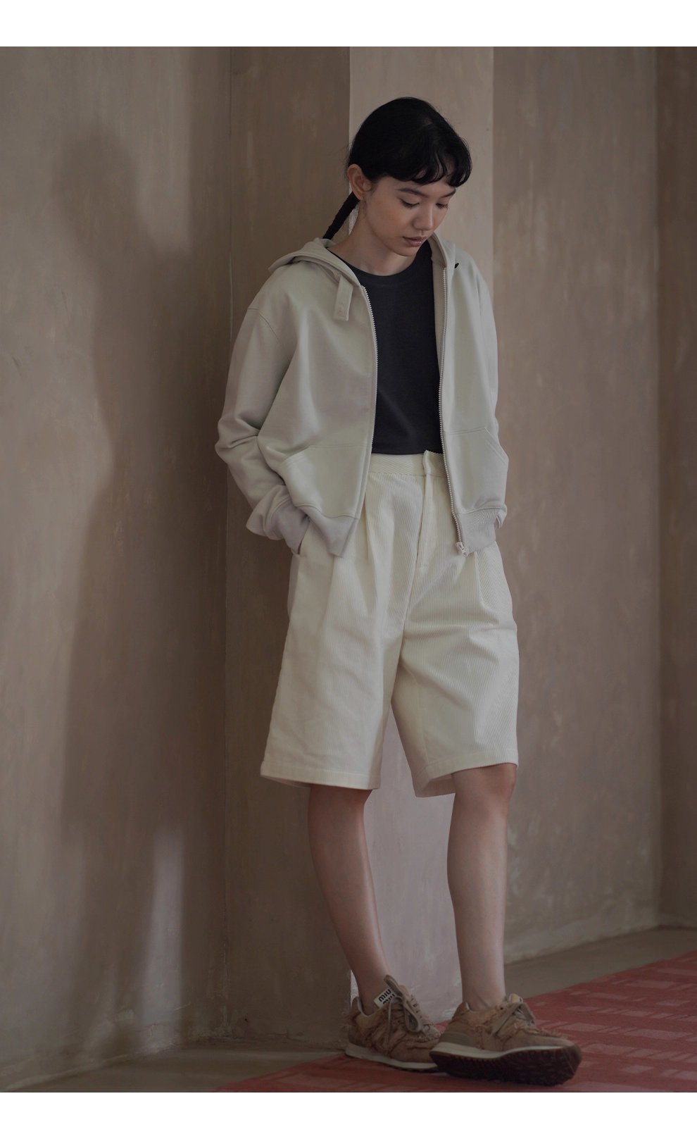 輕鬆休閒高克重親膚100棉針織衛衣布料連帽短版顯瘦外套