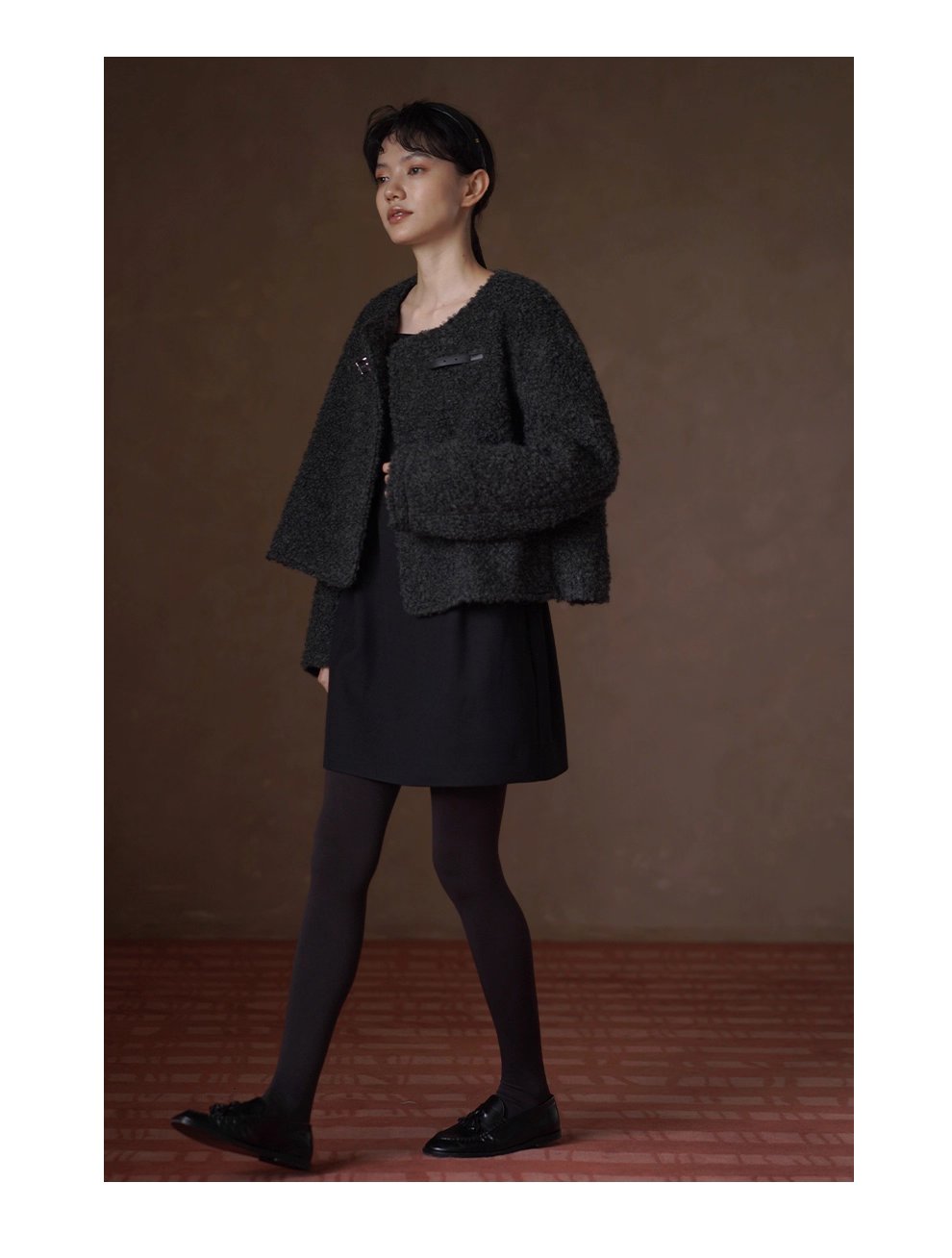 優雅七分袖收腰洋裝微蓬高腰分割顯瘦花苞裙擺小黑裙