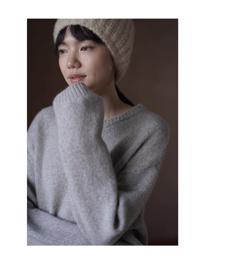 細膩如絲進口羊駝毛羊毛混紡柔軟蓬鬆圓領寬鬆顯瘦毛衣