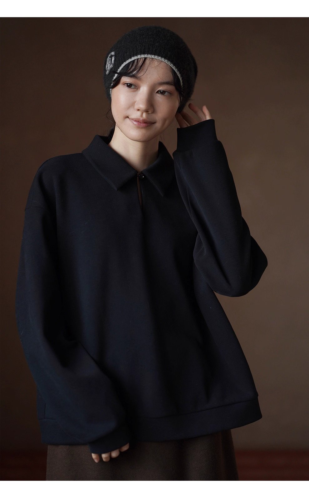 綿軟空氣層上衣經典POLO領寬鬆落肩顯瘦內搭休閒衛衣女,綿軟空氣層上衣經典POLO領寬鬆落肩顯瘦內搭休閒衛衣女,HBEW1129,綿軟空氣層上衣經典POLO領寬鬆落肩顯瘦內搭休閒衛衣女,POLO領,舒適面料